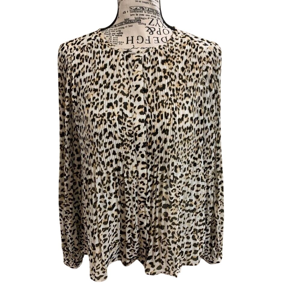 Banana Republic animal print top size XS